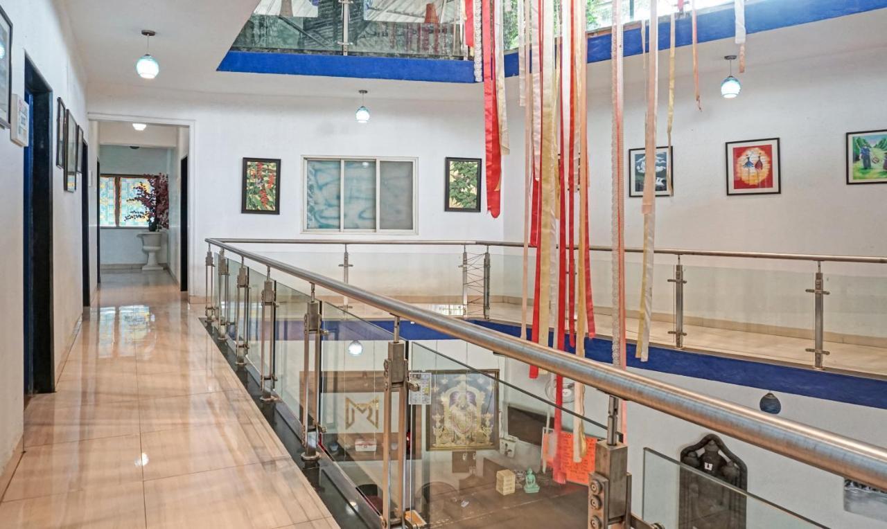 לינה וארוחת בוקר נגאון Mazzo Residency מראה חיצוני תמונה